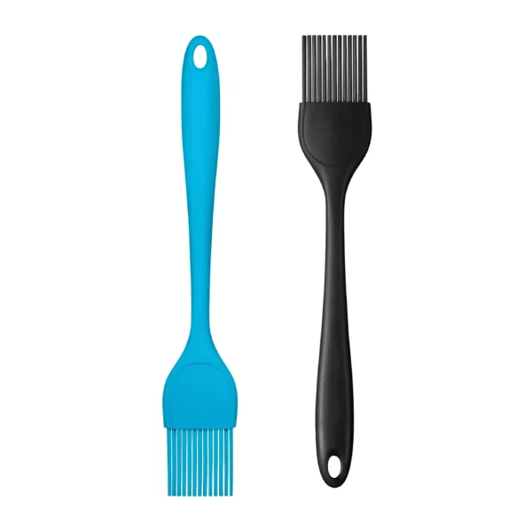 interiors-by-premier-blue-pastry-brush-non-stick-silicone-brush-with-ergonomic-handle-heat-resistant-up-to-240degrees~5018705696676_01c_MP copy